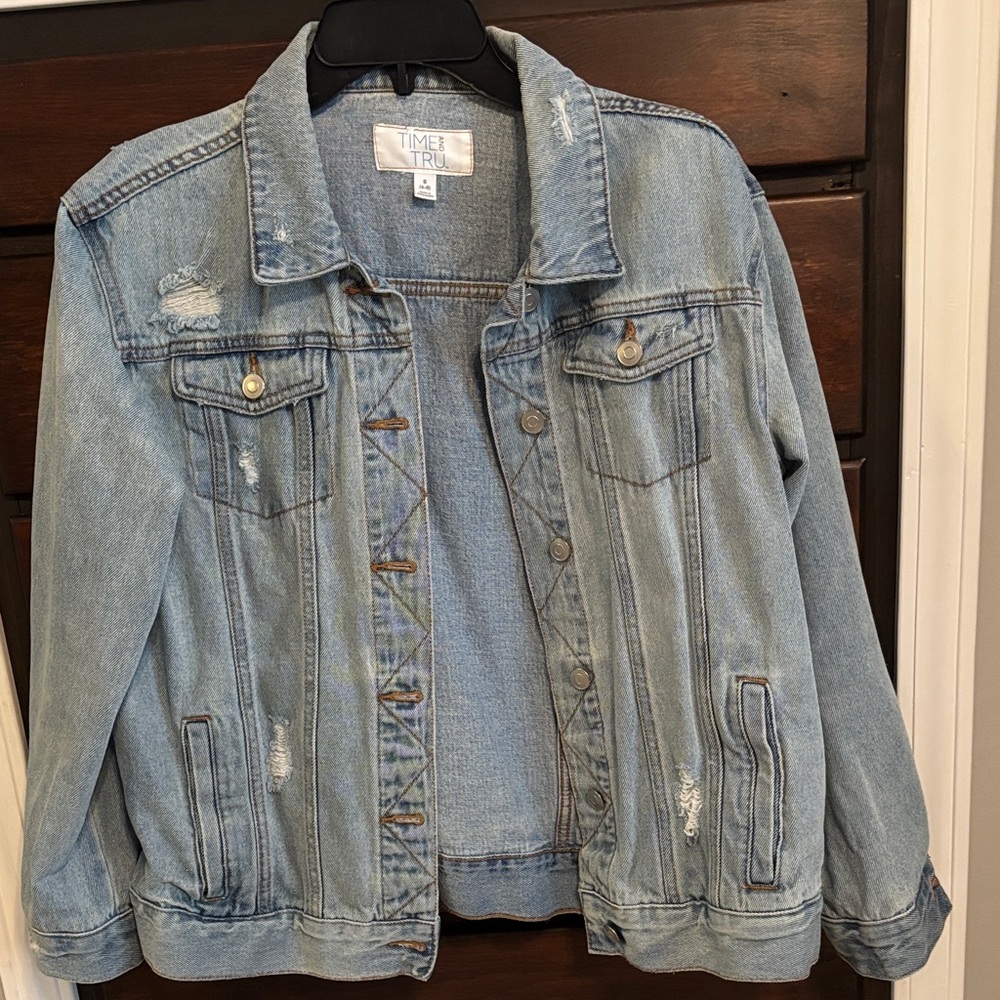 Time & Tru Oversized Blue Denim Jacket - Picture 5 of 10